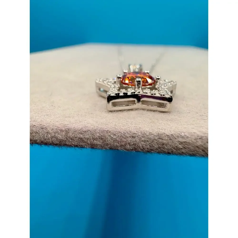 NEW 1.5ct Orange/Wht Moissanite Star 17